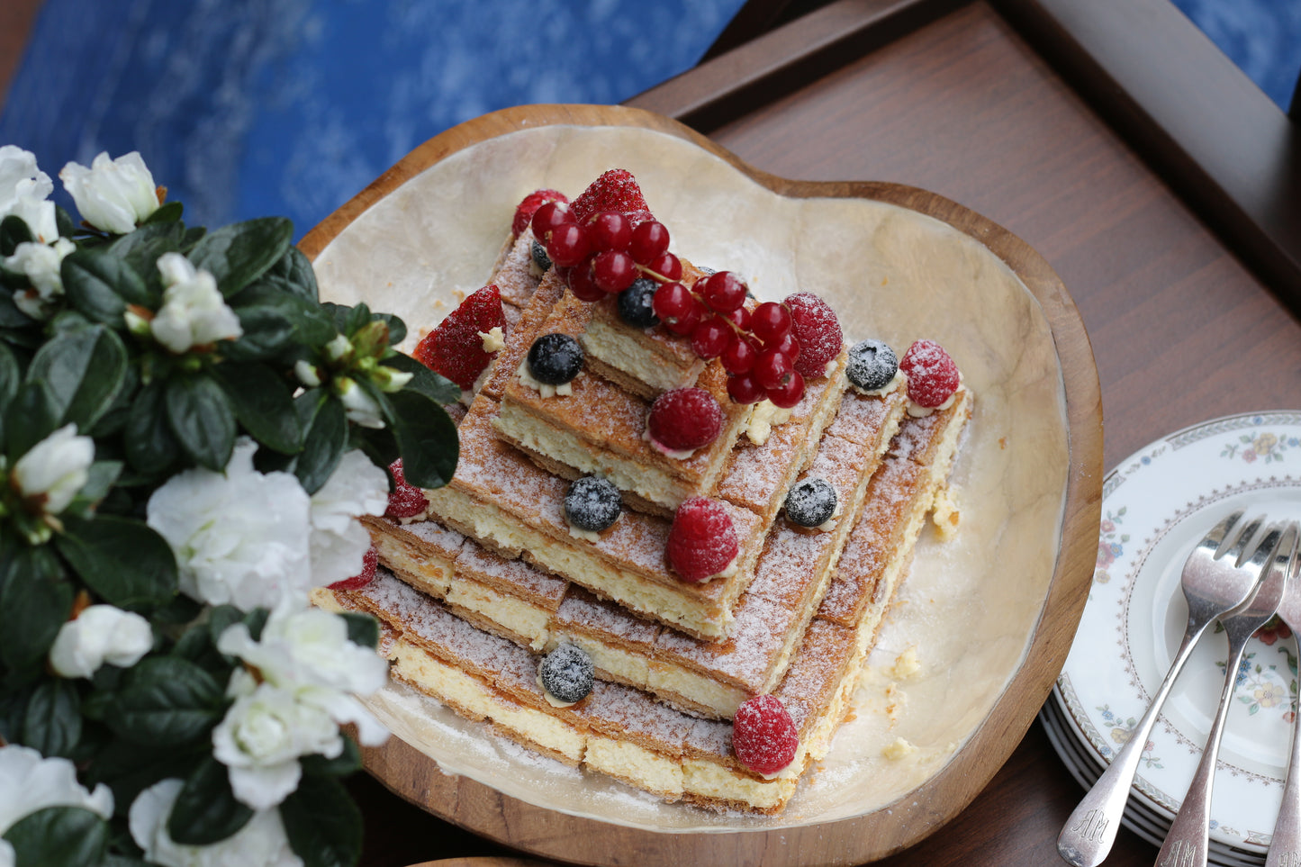 Wood x Shell Standing Bowl