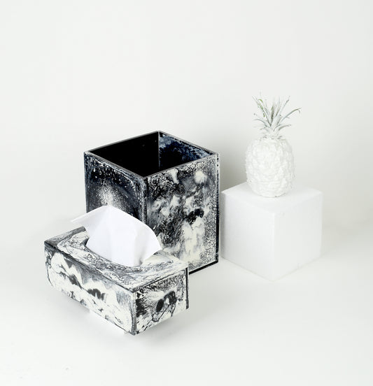 Black & White Resin Trash Bin