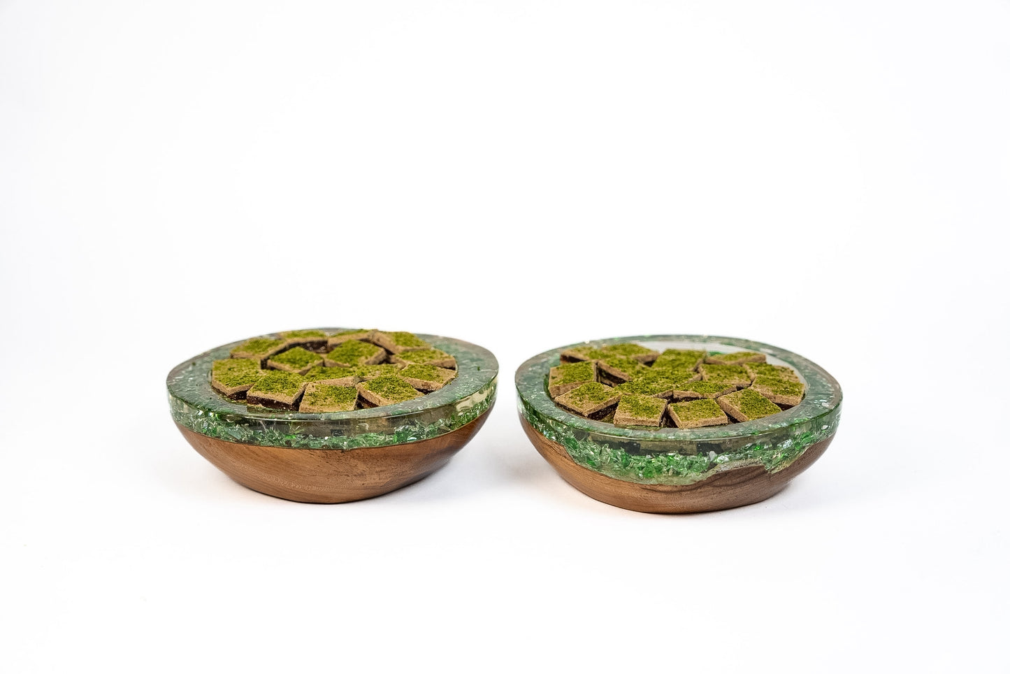 Neqsa - Resin x Wood Bowls