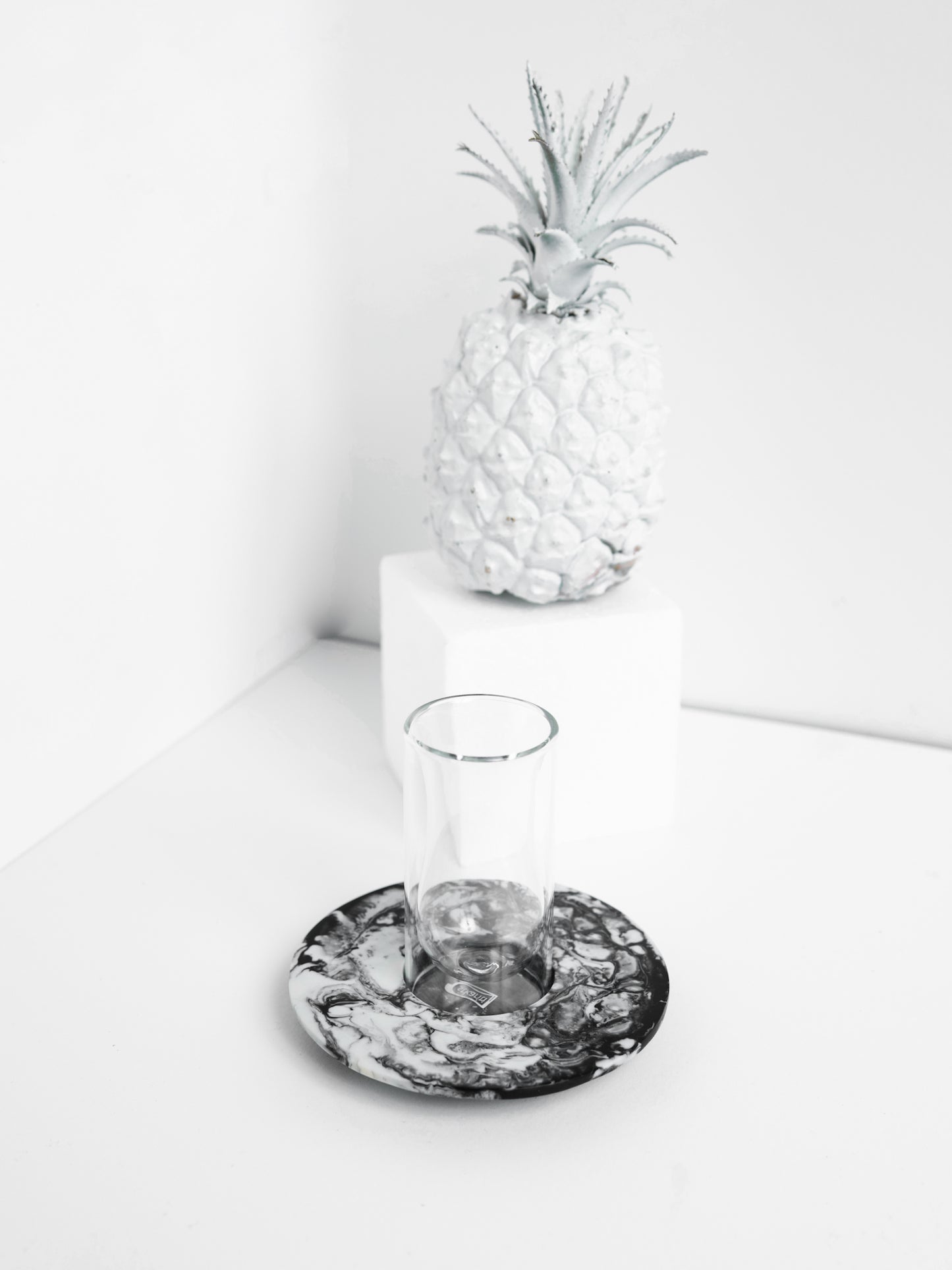 Black & White Resin Tea Set