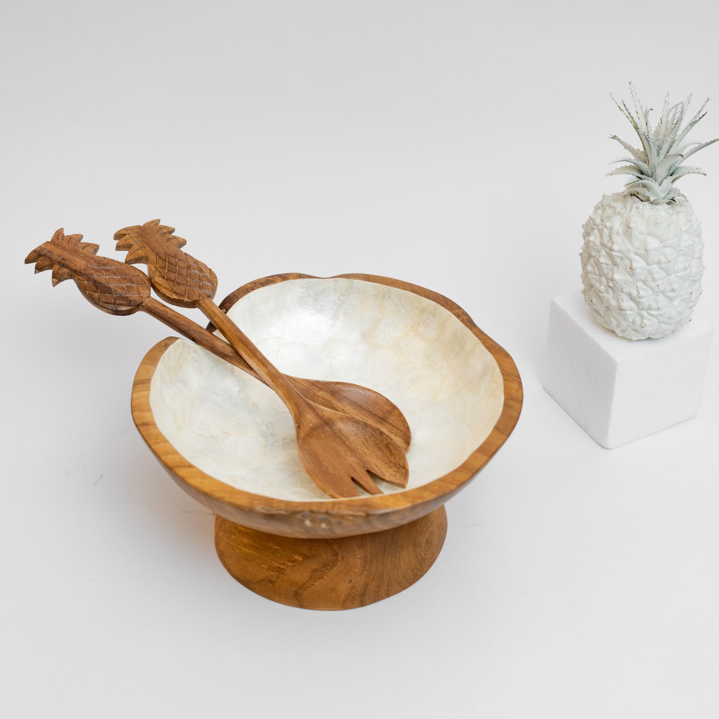 Wood x Shell Standing Bowl